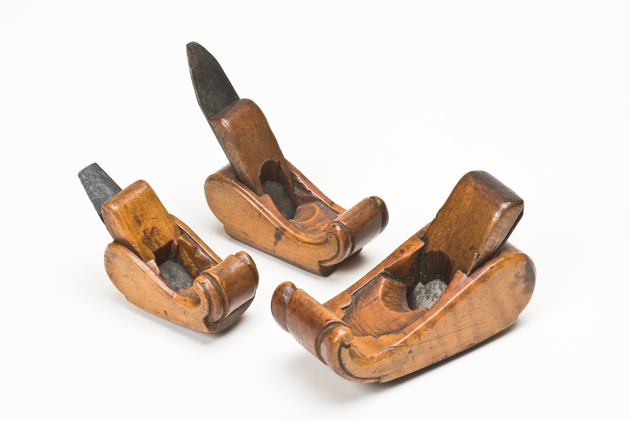 Tre violinbyggarplan, sent 1700-tal (buxbom) av Dutch School