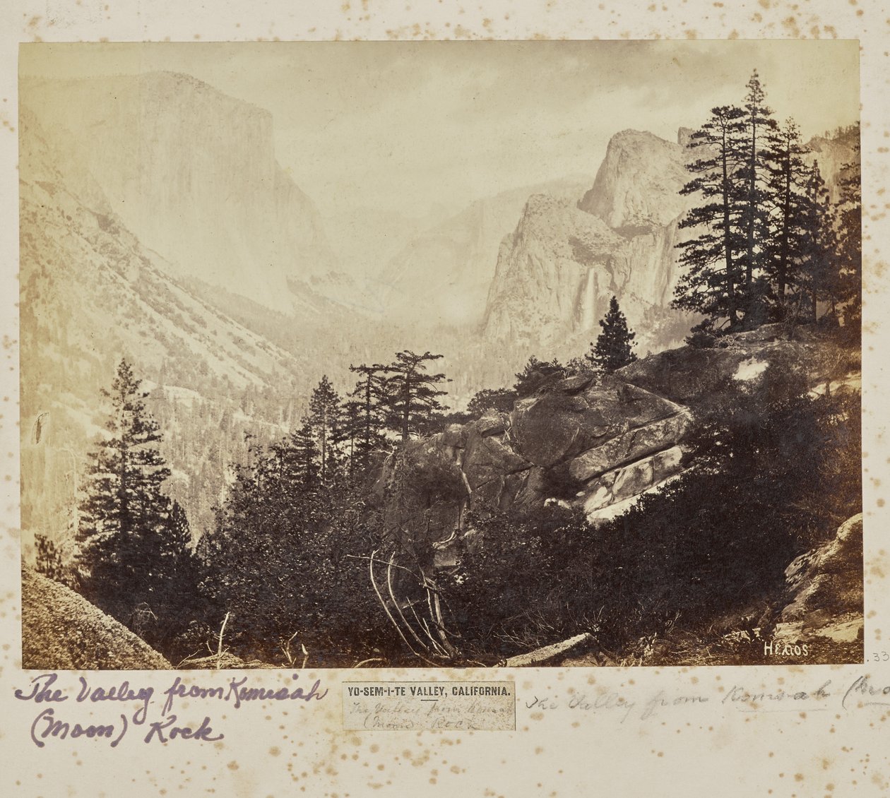Yo-Sem-i-te Valley, Kalifornien. Dalen från Komah (mån)klippan av Eadweard J. Muybridge