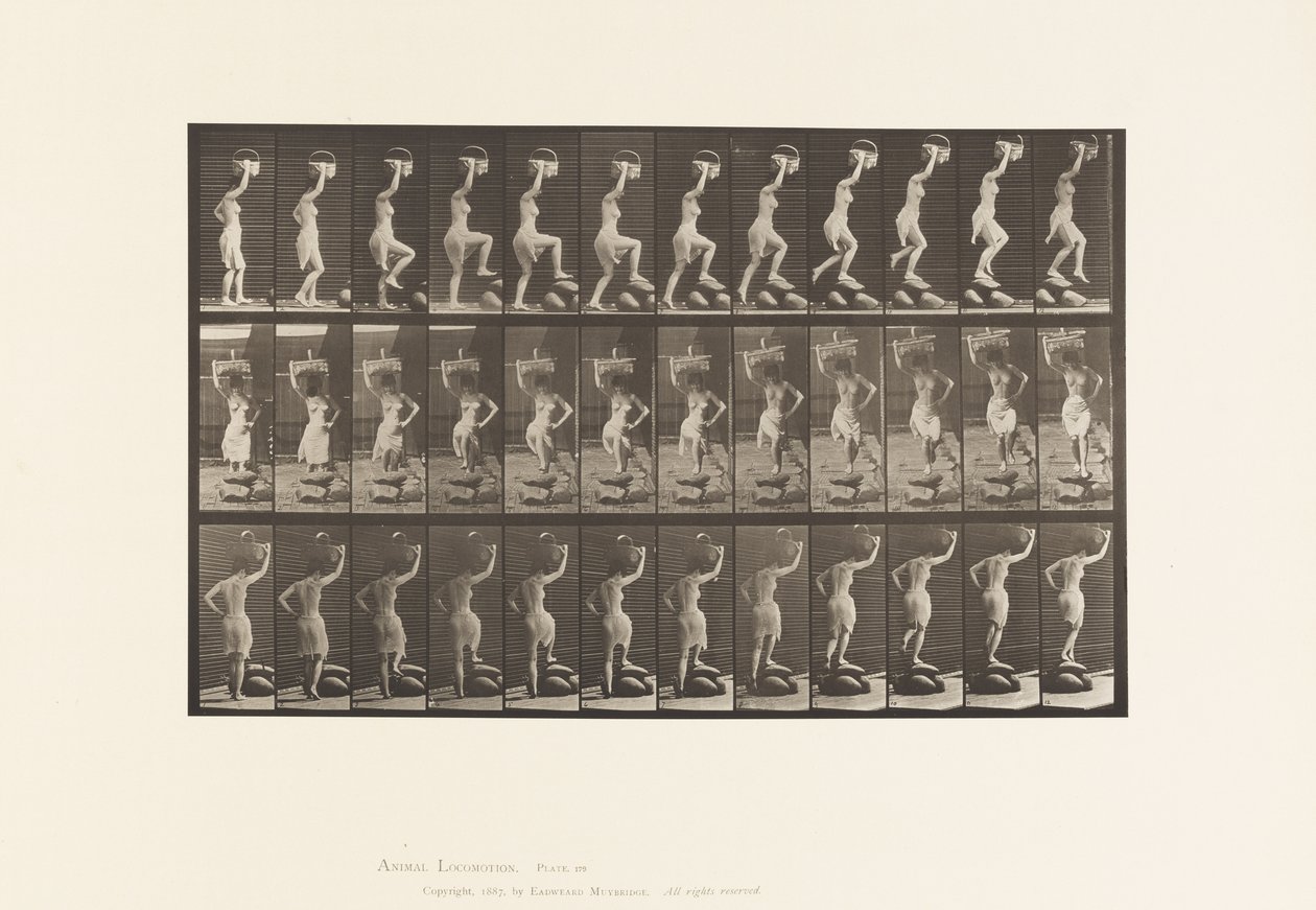 Tallrik 179. Att trampa på och över en sten, en korg på huvudet av Eadweard Muybridge