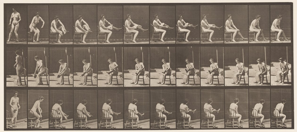 Tallrik 418. Toalett, sittande och strumpor, 1872-1885 av Eadweard Muybridge