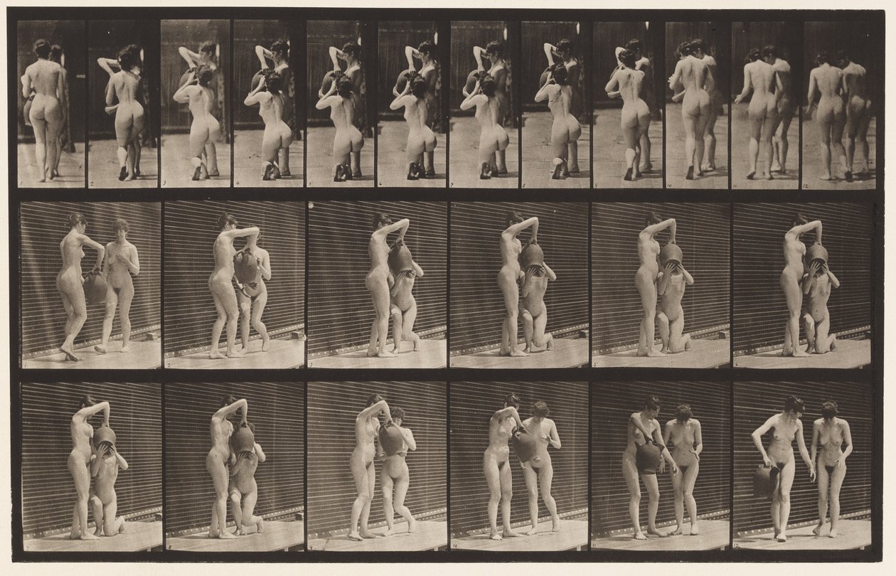 Skylt 453. Två modeller; 8 knäböjer, drycker från vattenburk i händerna av Eadweard Muybridge