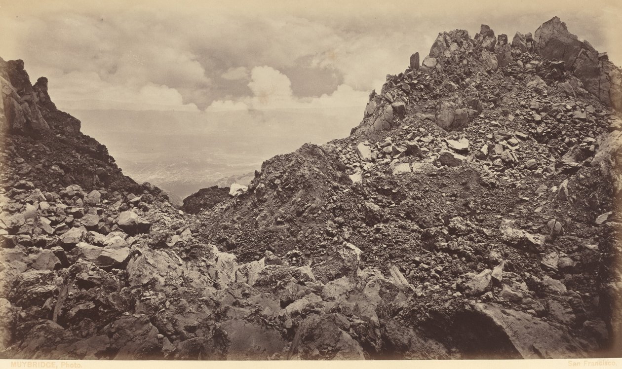 Quezaltenango från en vulkans krater av Eadweard Muybridge