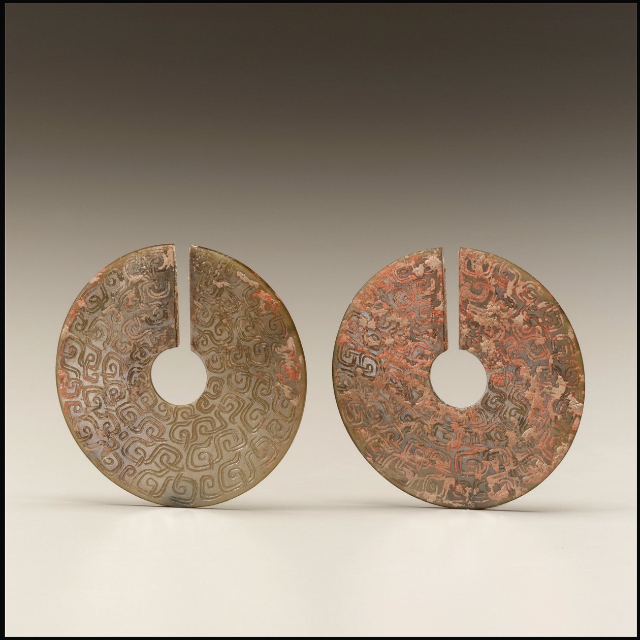 Ett par örhängen, ca 700-talet f.Kr av Eastern Zhou Dynasty Chinese School