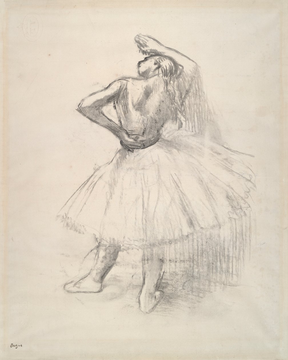 Dansare stående, höger arm upplyft? (Stående dansare, höger arm höjd) av Edgar Degas
