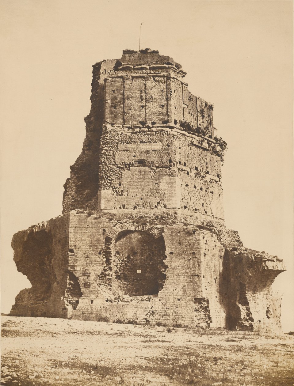 [Ruiner, Tour Magne] av Édouard Baldus
