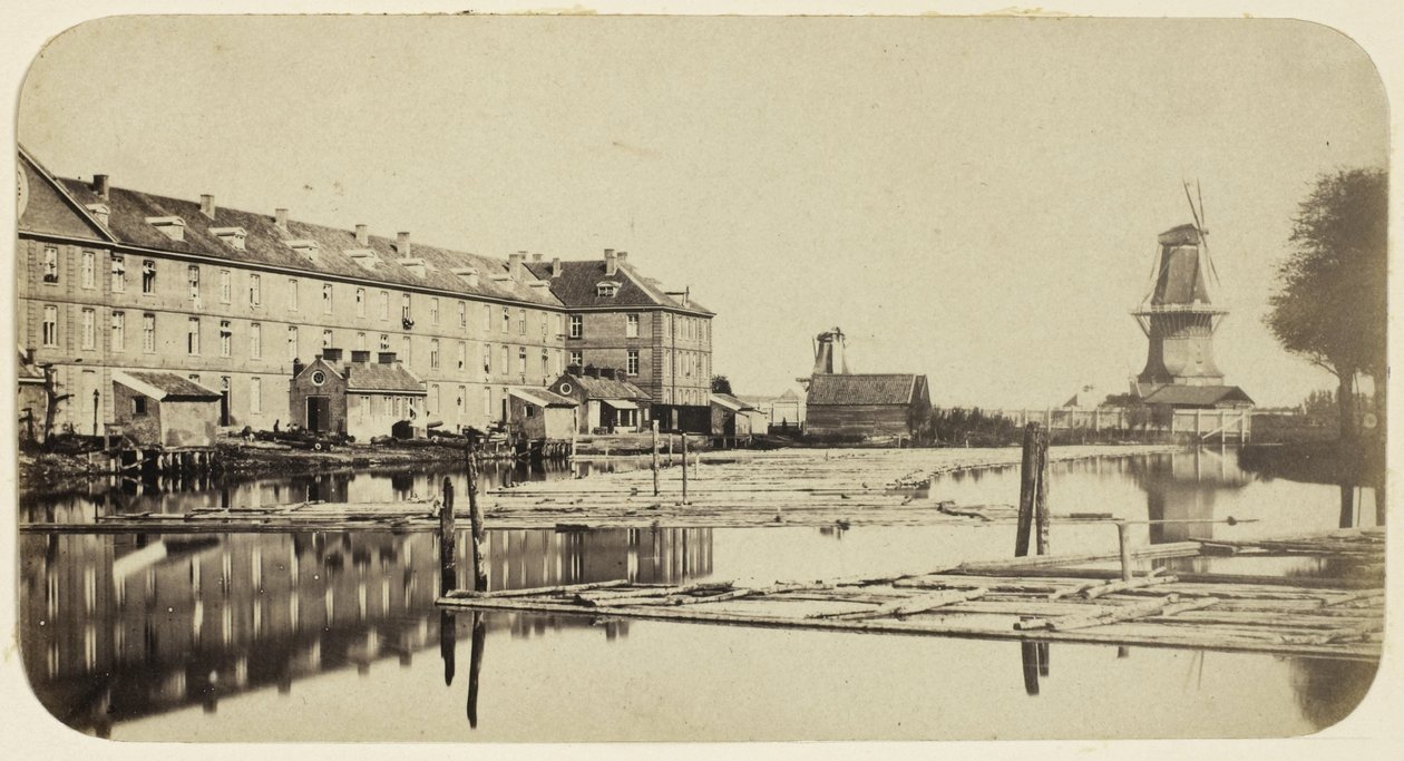 Vy över Oranje-Nassau baracker i Amsterdam sett från garancinefabriken av Eduard Isaac Asser