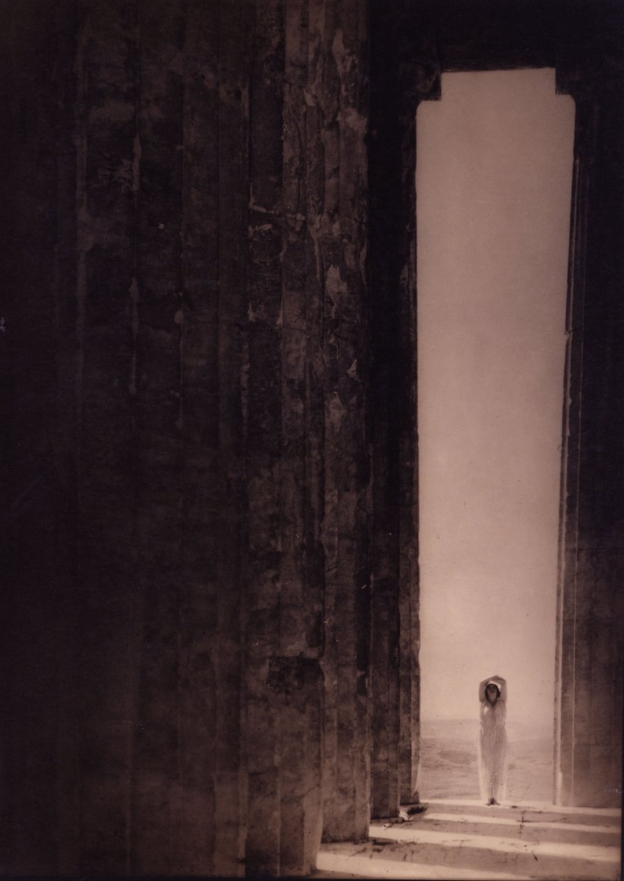Isadora Duncan i Parthenon, Aten av Edward Jean Steichen