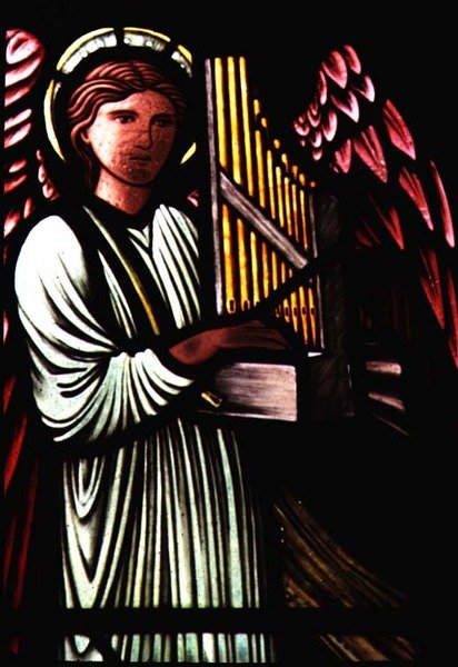 Ängel med en bärande orgel av Sir Edward Burne-Jones (1833-98) av Edward Coley Burne Jones
