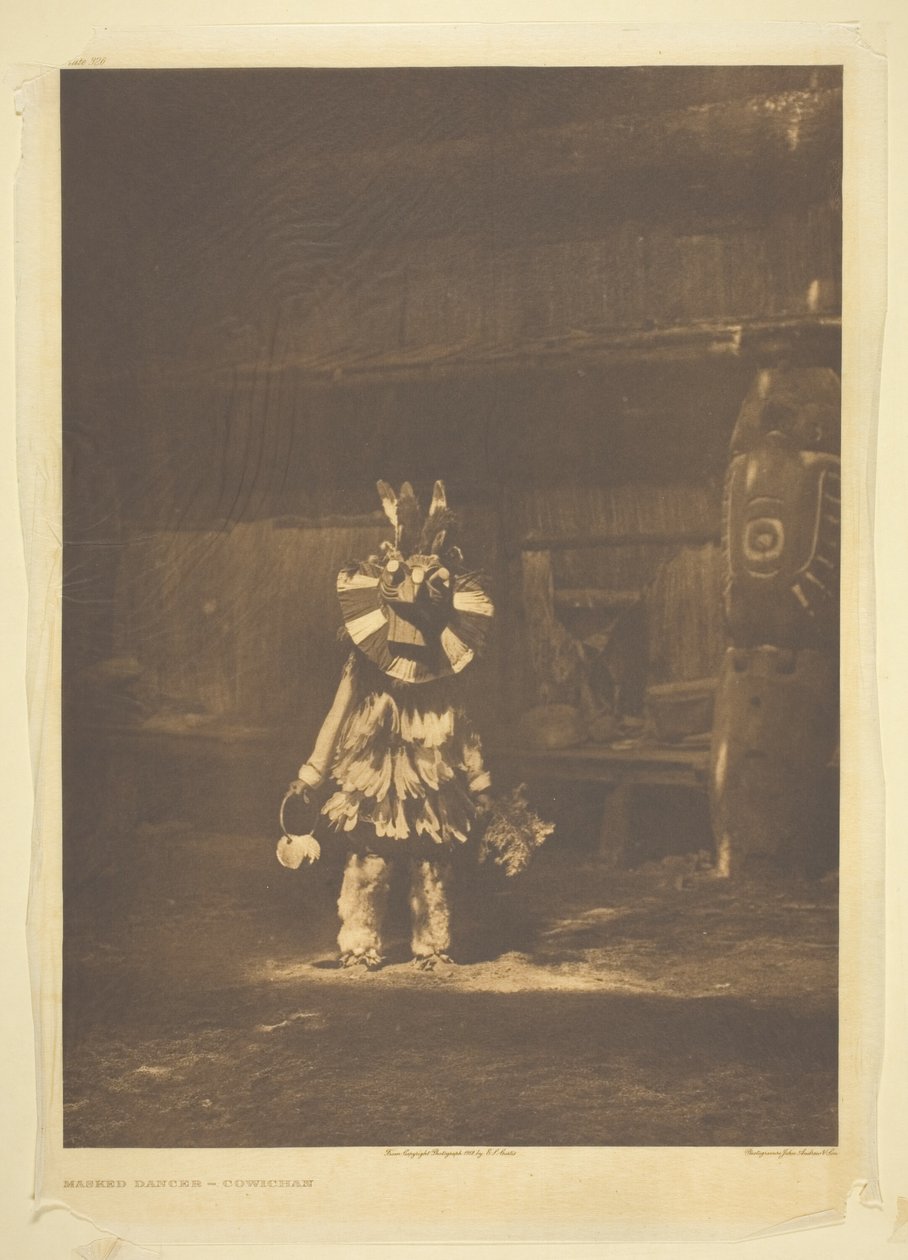 Maskerad dansare - Cowichan av Edward S. Curtis