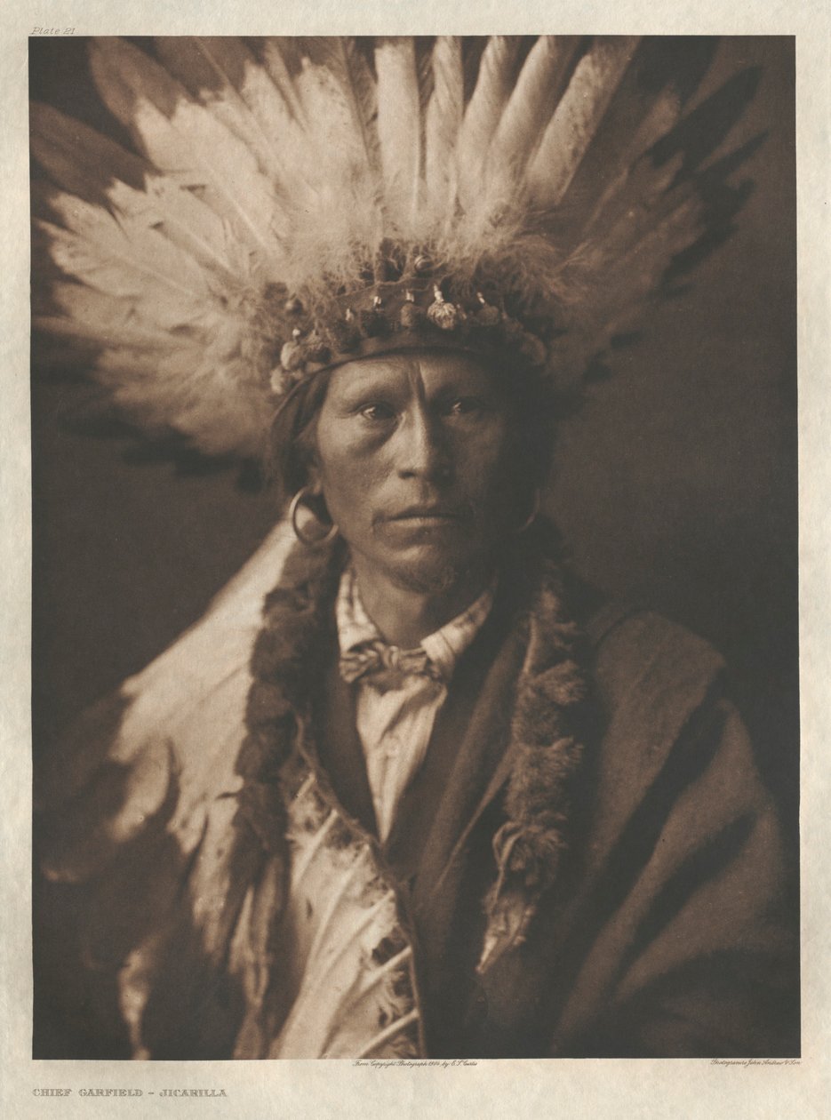 Portfölj I, plansch 21: Hövding Garfield-Jicarilla av Edward S. Curtis