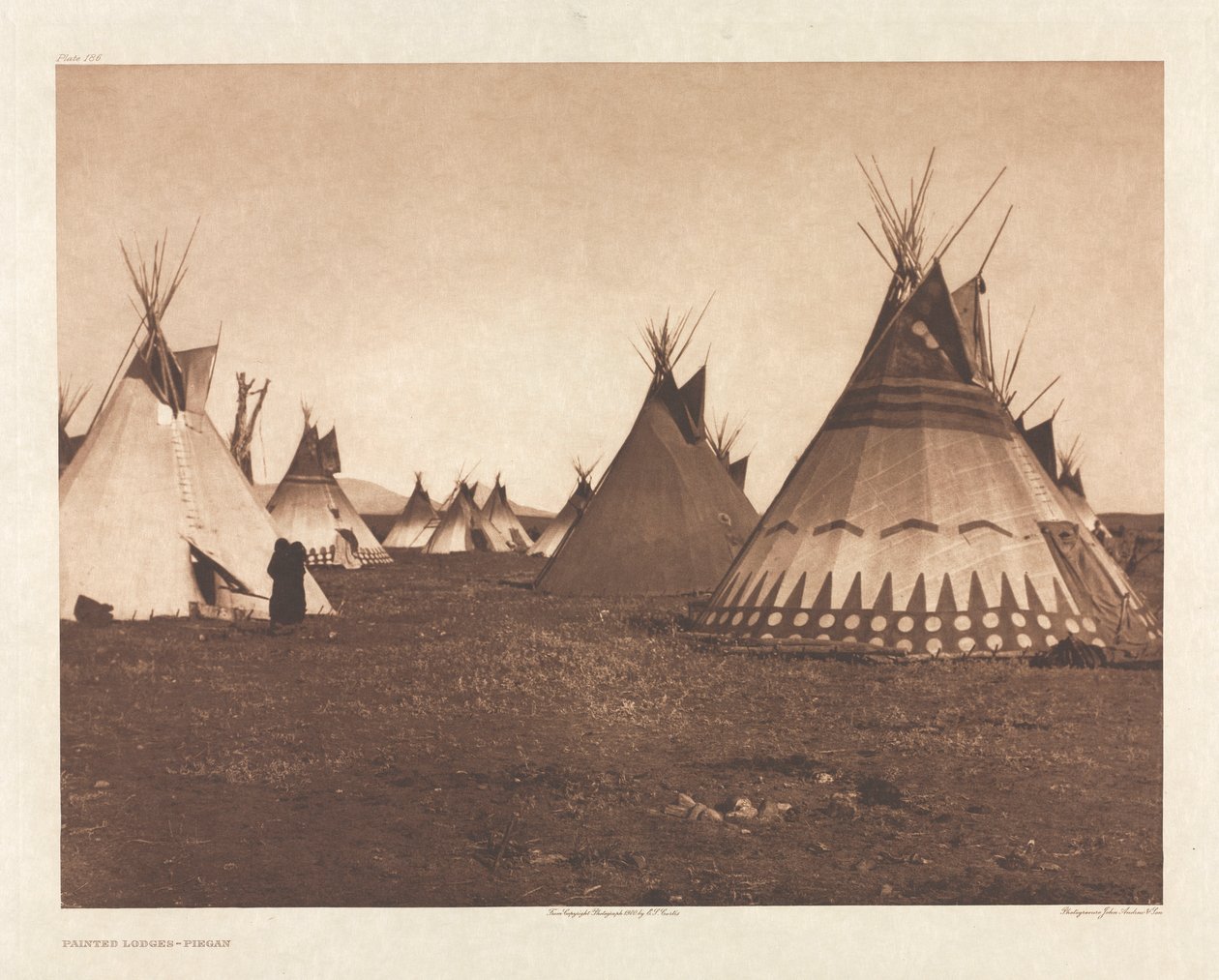 Portfölj VI, skylt 186: Målade loger--Piegan av Edward S. Curtis