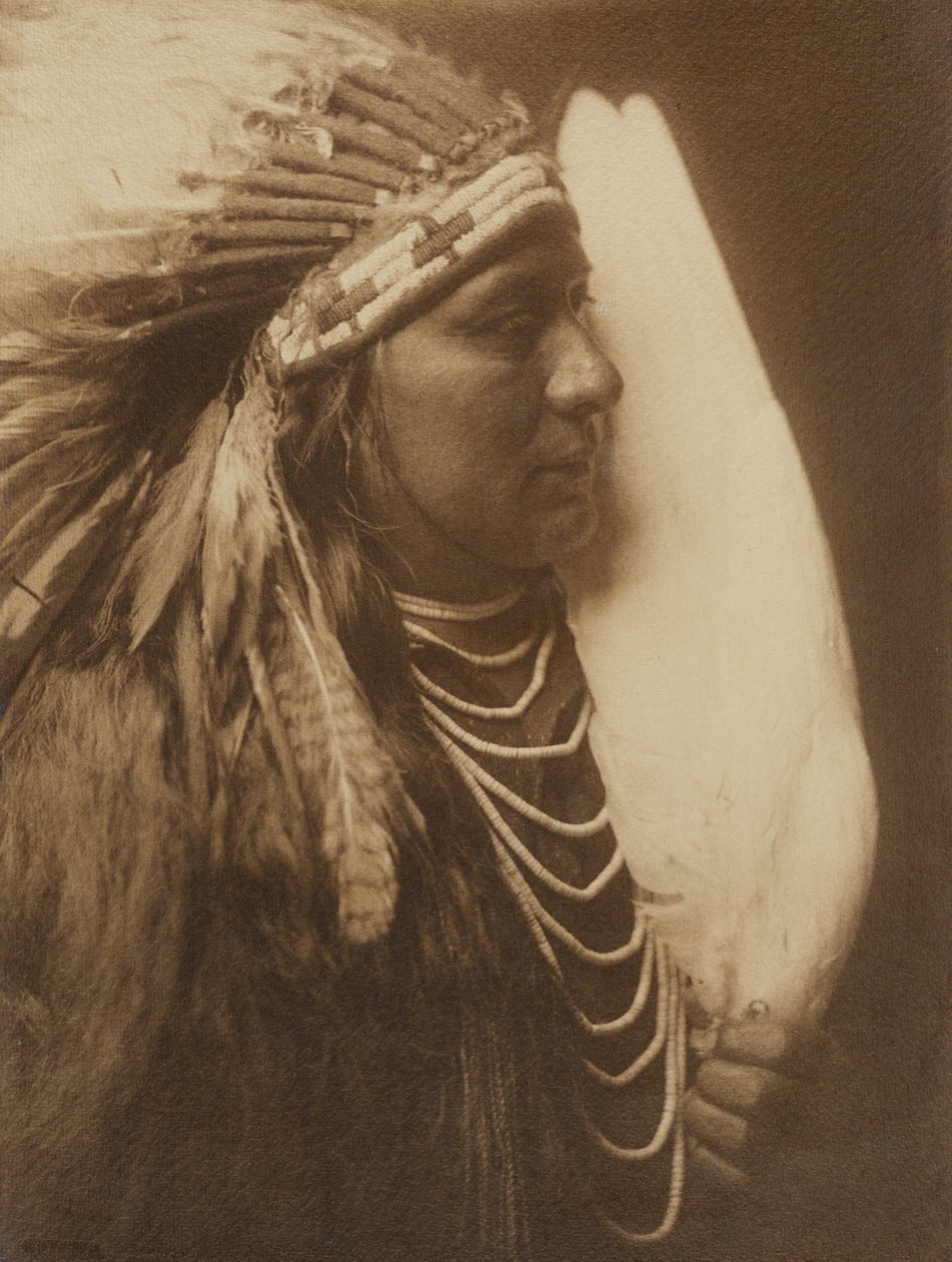 [Tre fjädrar - en indiansk Nez Perce-berättelse] av Edward S. Curtis