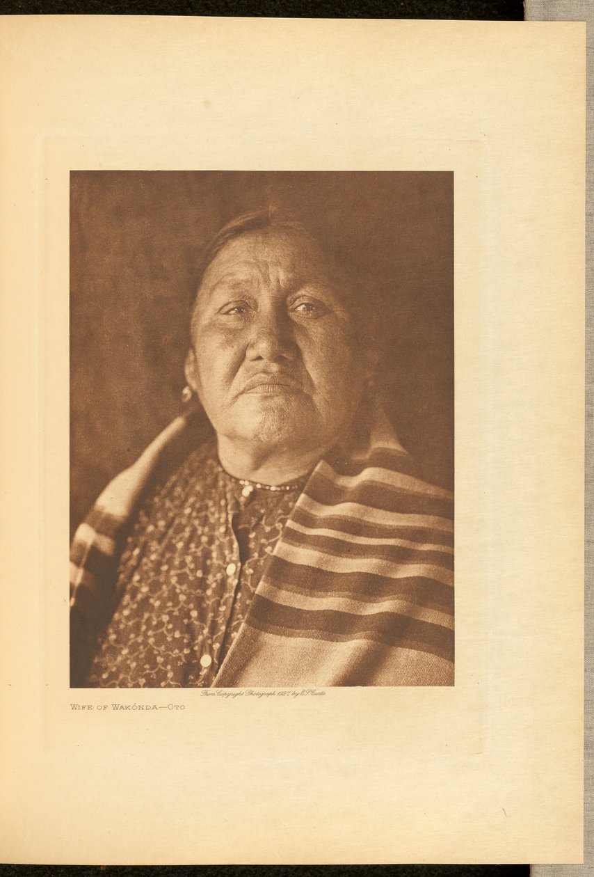 Hustru till Wakónda - Oto av Edward S. Curtis