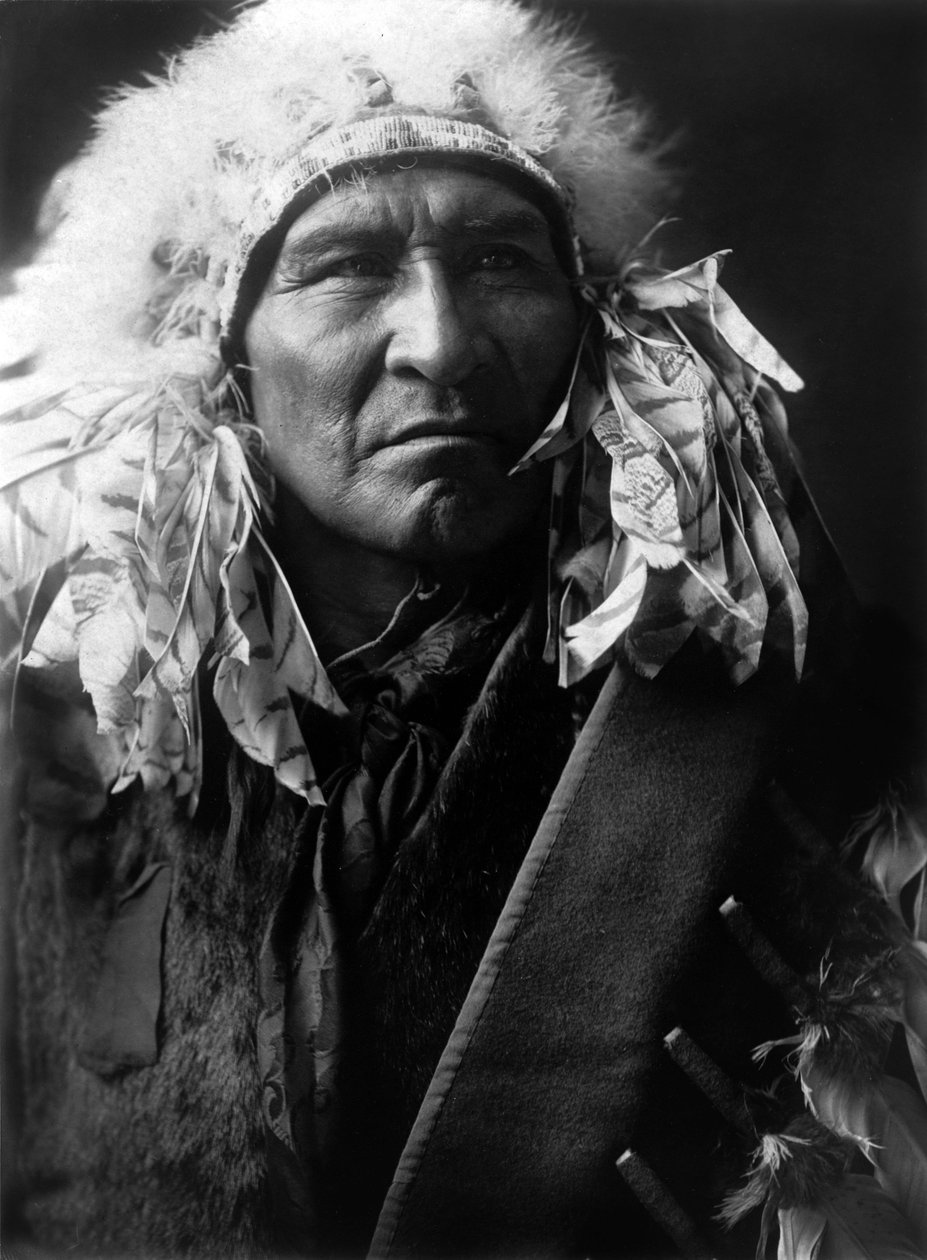 Bröd, Apsaroke indiska, ca. 1908, foto Edward S. Curtis av Edward Sheriff Curtis