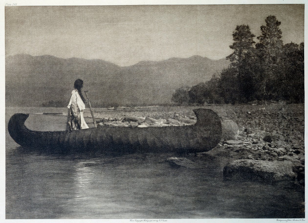 Indians of America: en indian på en kanotbåt i södra Flathead Lake, Montana av Edward Sheriff Curtis