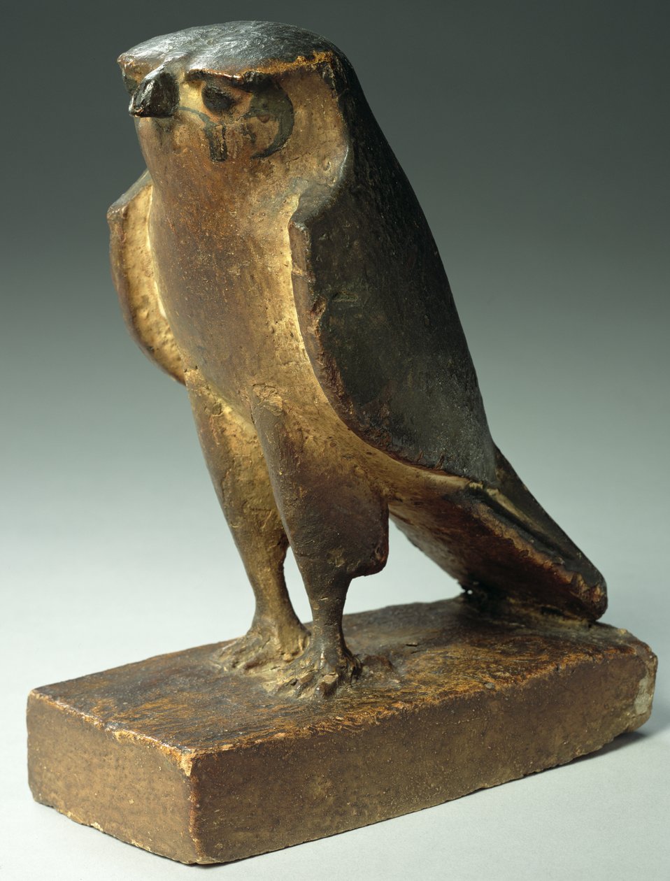 Falk, sen period till ptolemaisk period, 664-30 f.Kr. (målat trä) av Egyptian