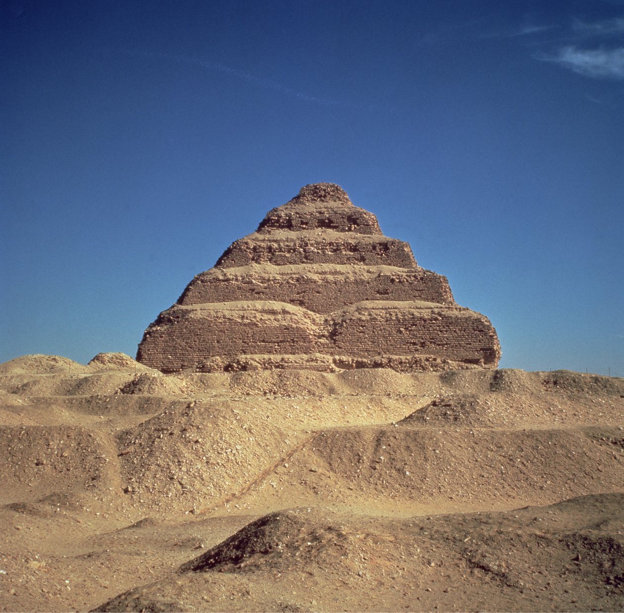 Djosers stegpyramid, ca 2630-2611 f.Kr. av Egyptian 3rd Dynasty