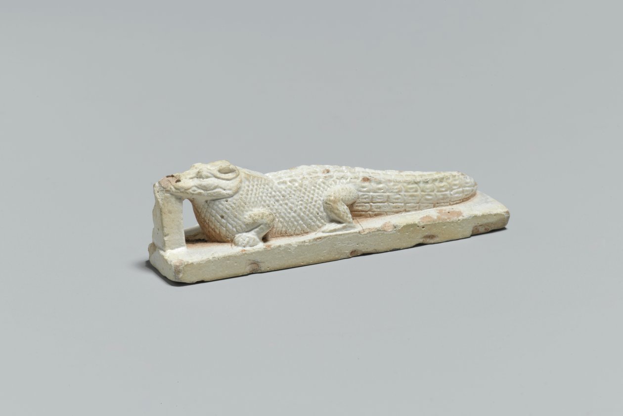Krokodilfigur, från Fayum, 332 BC-395 AD (fajans) av Egyptian