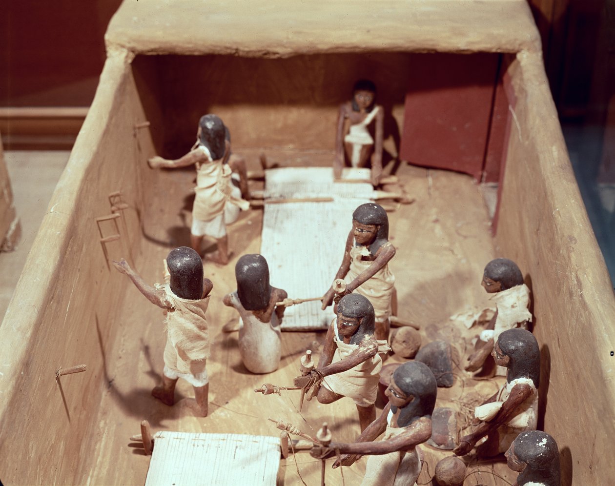 Begravningsmodell av en textilverkstad, från graven av Meketre, Valley of the Nobles, Middle Kingdom, ca 2000 f.Kr. (målat trä) av Egyptian 11th Dynasty