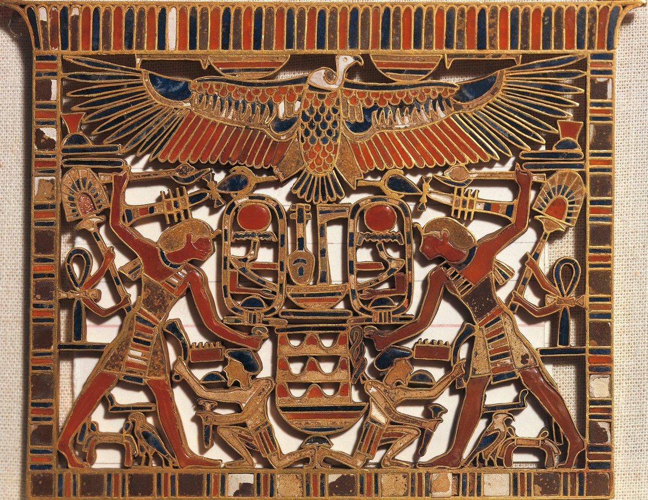 Egypten, Bröstskydd i guld och emalj, tolfte dynastin, Mellersta kungariket av Egyptian 12th Dynasty