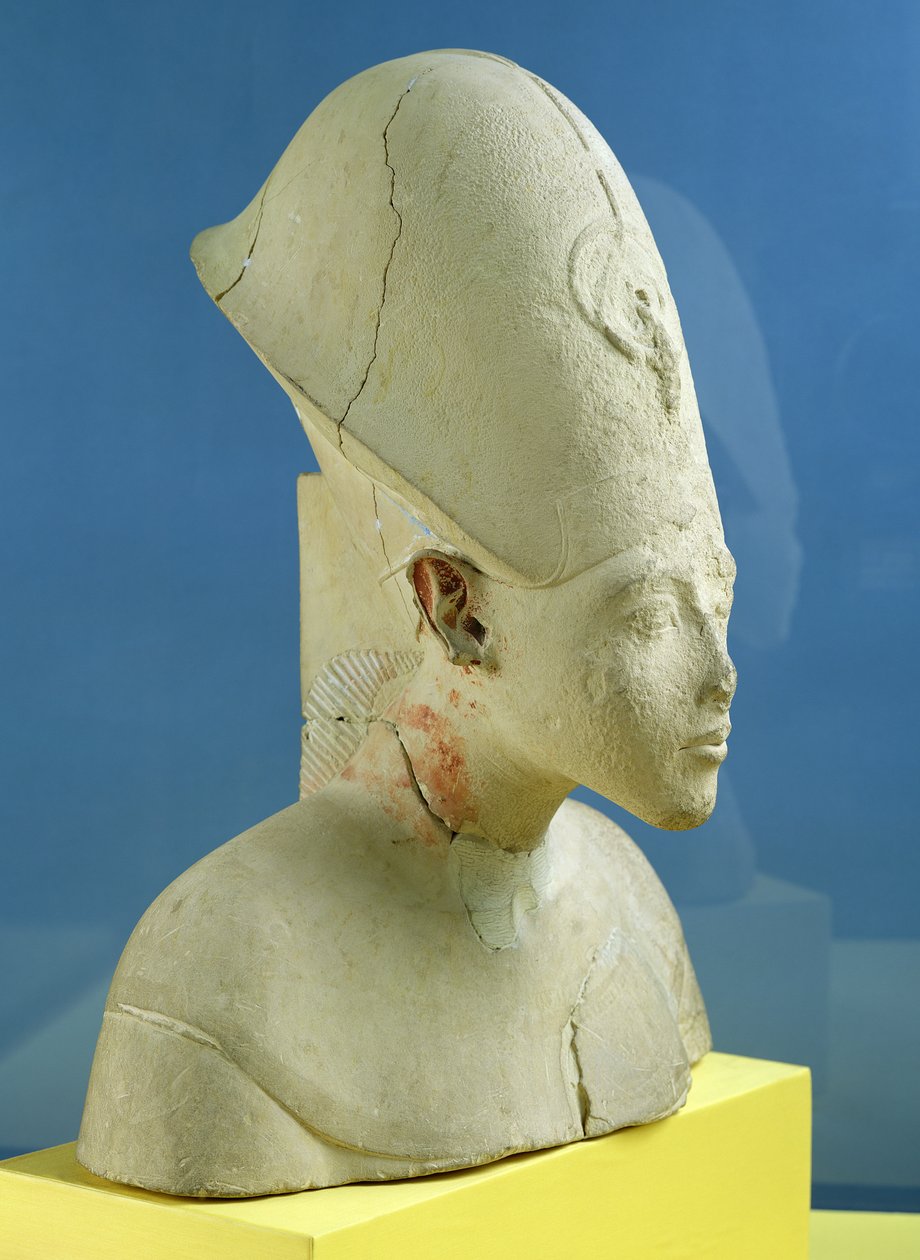 Byst av Amenophis IV (Akhenaten) från Tell el-Amarna, Amarna Period, New Kingdom, ca 1353-1337 f.Kr. (kalksten) (se även 107947) av Egyptian 18th Dynasty