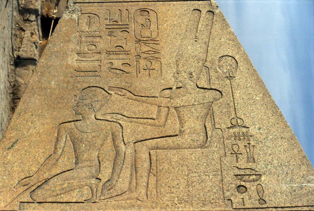 Detalj av den fallna obelisken av drottning Hatshepsut av Egyptian 18th Dynasty
