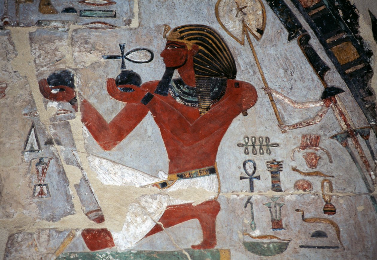 Reliefmålning med Thutmoses som bjuder på vin, Hatshepsuts dödstempel, Deir el-Bahri, thebansk nekropol (UNESCO:s världsarvslista) av Egyptian 18th Dynasty