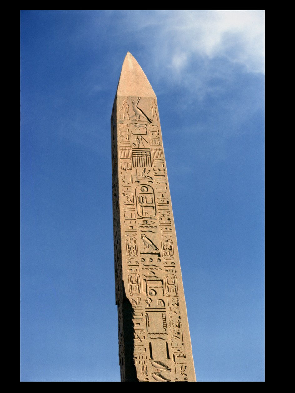Obelisken av Tuthmosis I (1504-1492 f.Kr.) i Amuns stora tempel, Karnak-templet, Nya kungariket av Egyptian 18th Dynasty