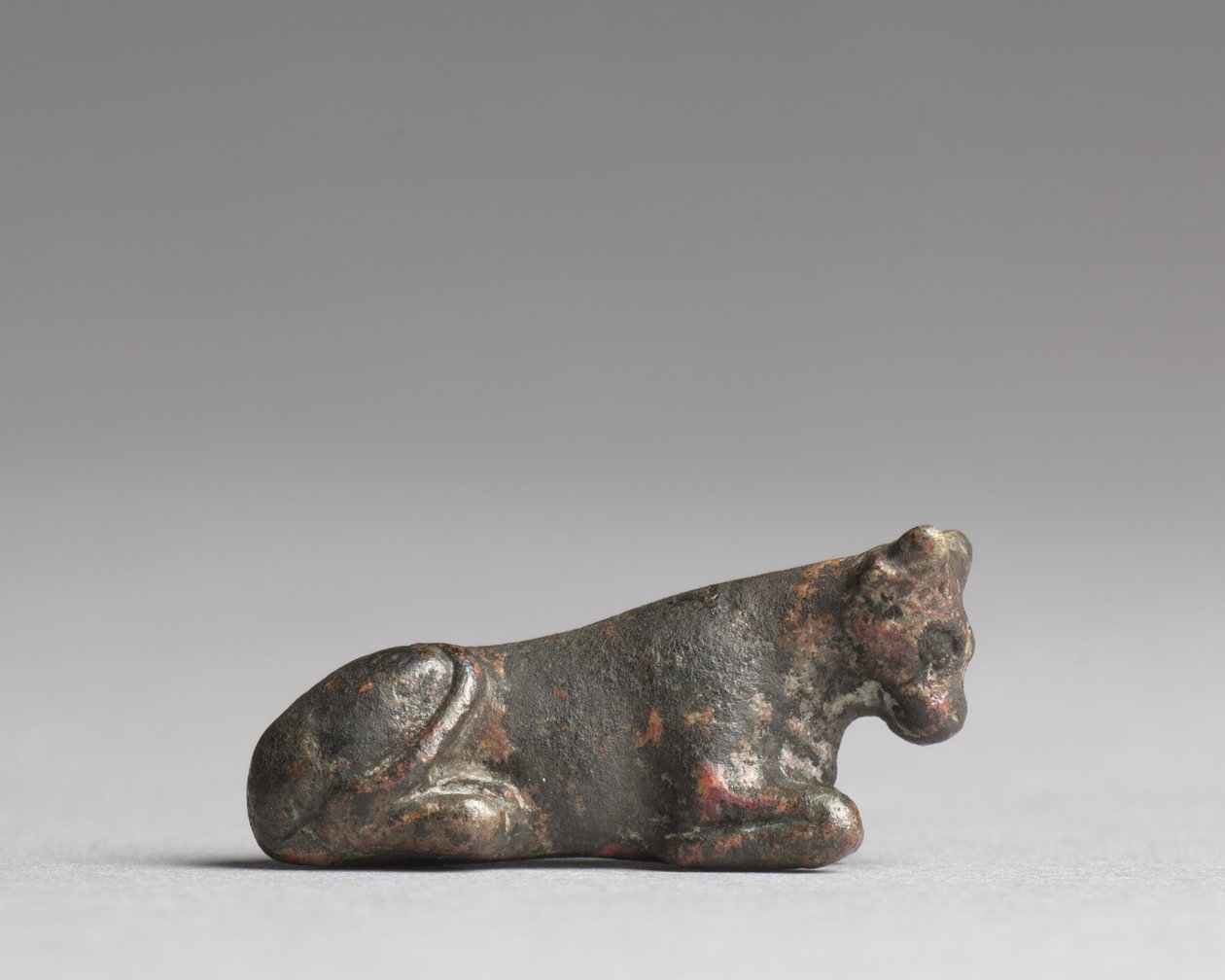 Vikt i form av en tjur eller ko, Nya kungariket, 1540-1296 f.Kr av Egyptian 18th Dynasty