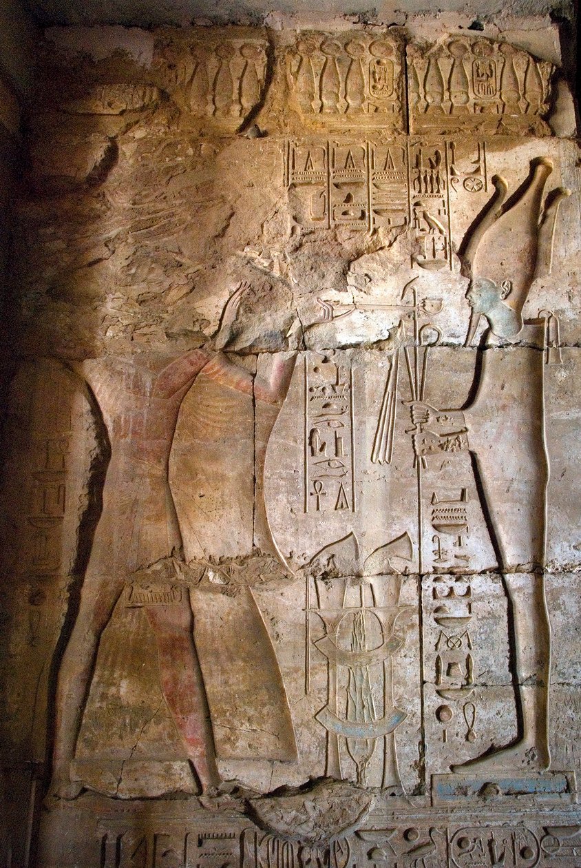 Forntida egyptisk konst: Låg relief av portiken till templet Seti I (Stay eller Seti I av Egyptian 19th Dynasty