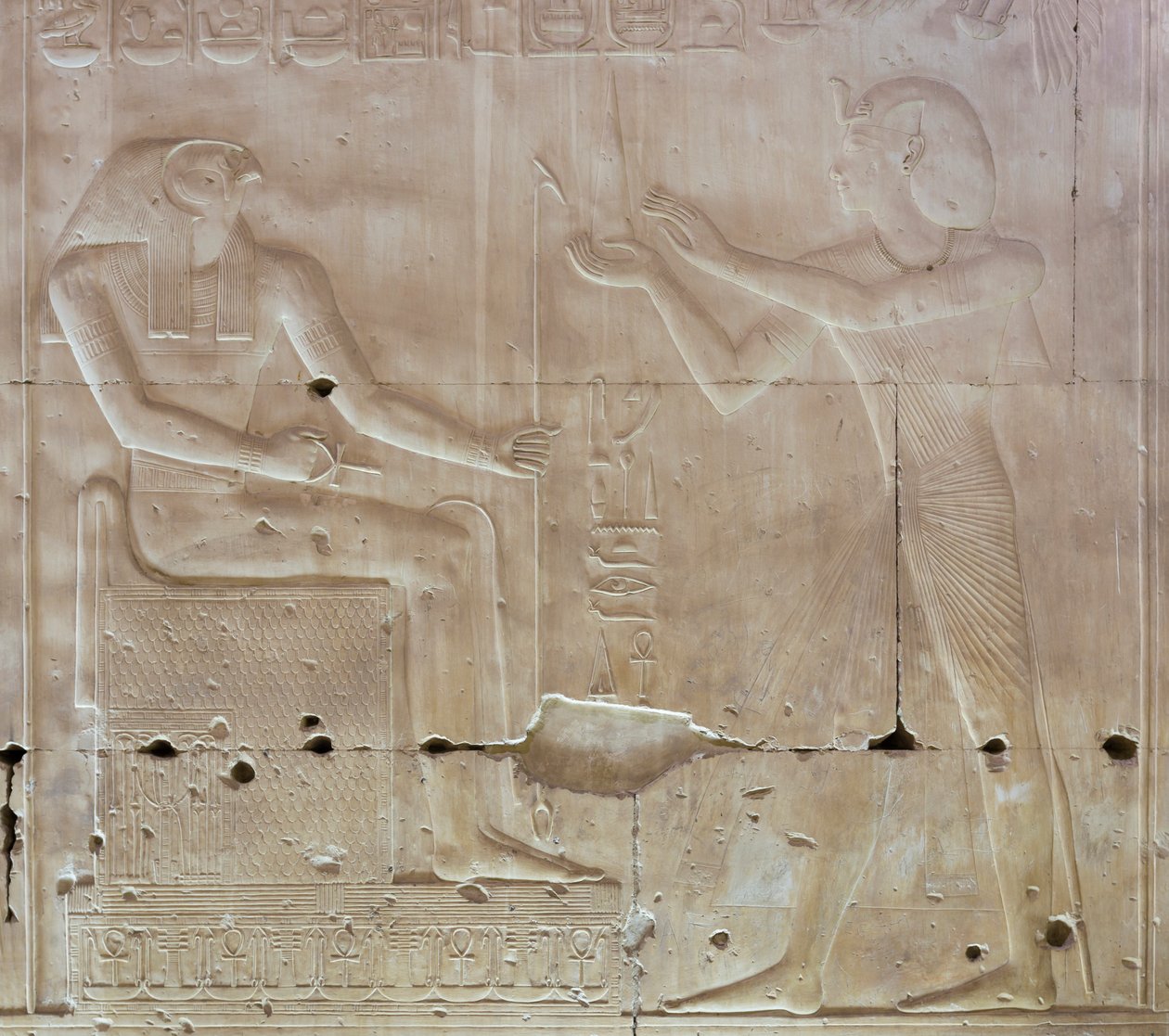 Basrelief, tempel av Seti I, Abydos, Egypten av Egyptian 19th Dynasty