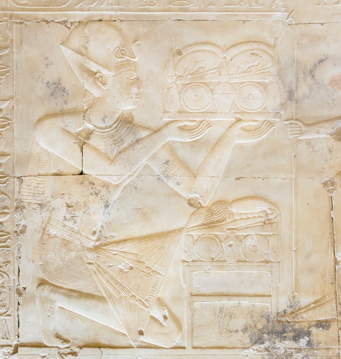Basrelief, tempel av Seti I, Abydos, Egypten av Egyptian 19th Dynasty