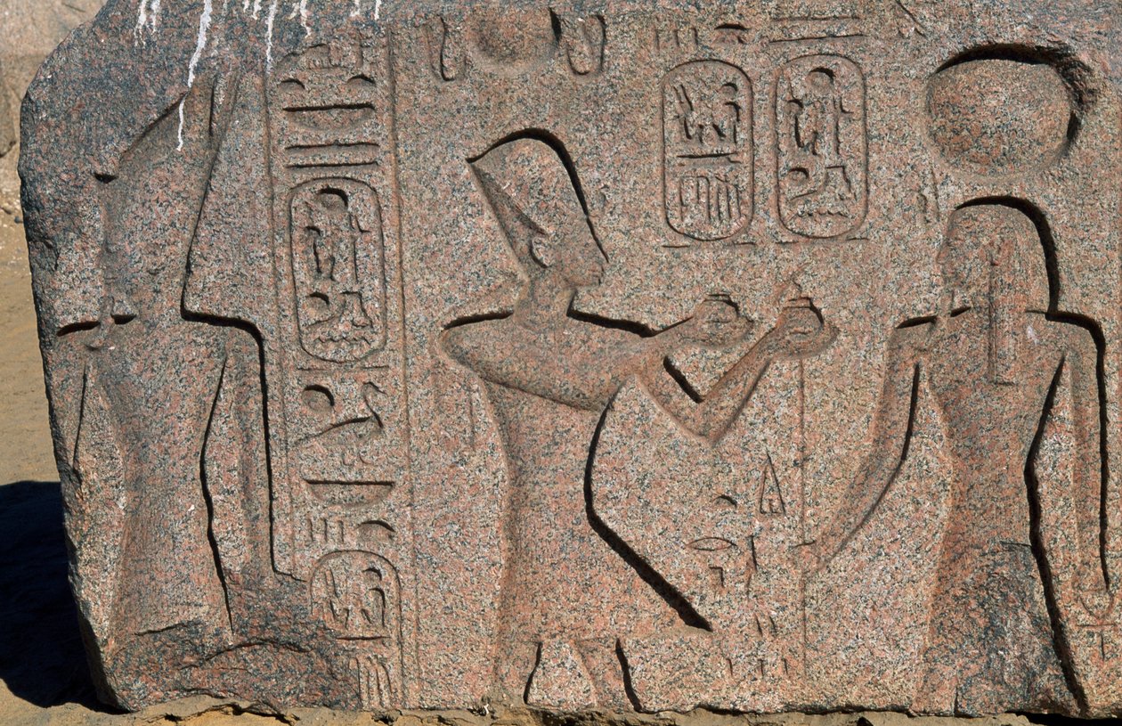 Block med reliefer och inskriptioner av Ramses II, Amuns stora tempel, Tanis, Egypten, Egyptisk civilisation, Nya riket, XIX:e dynastin av Egyptian 19th Dynasty