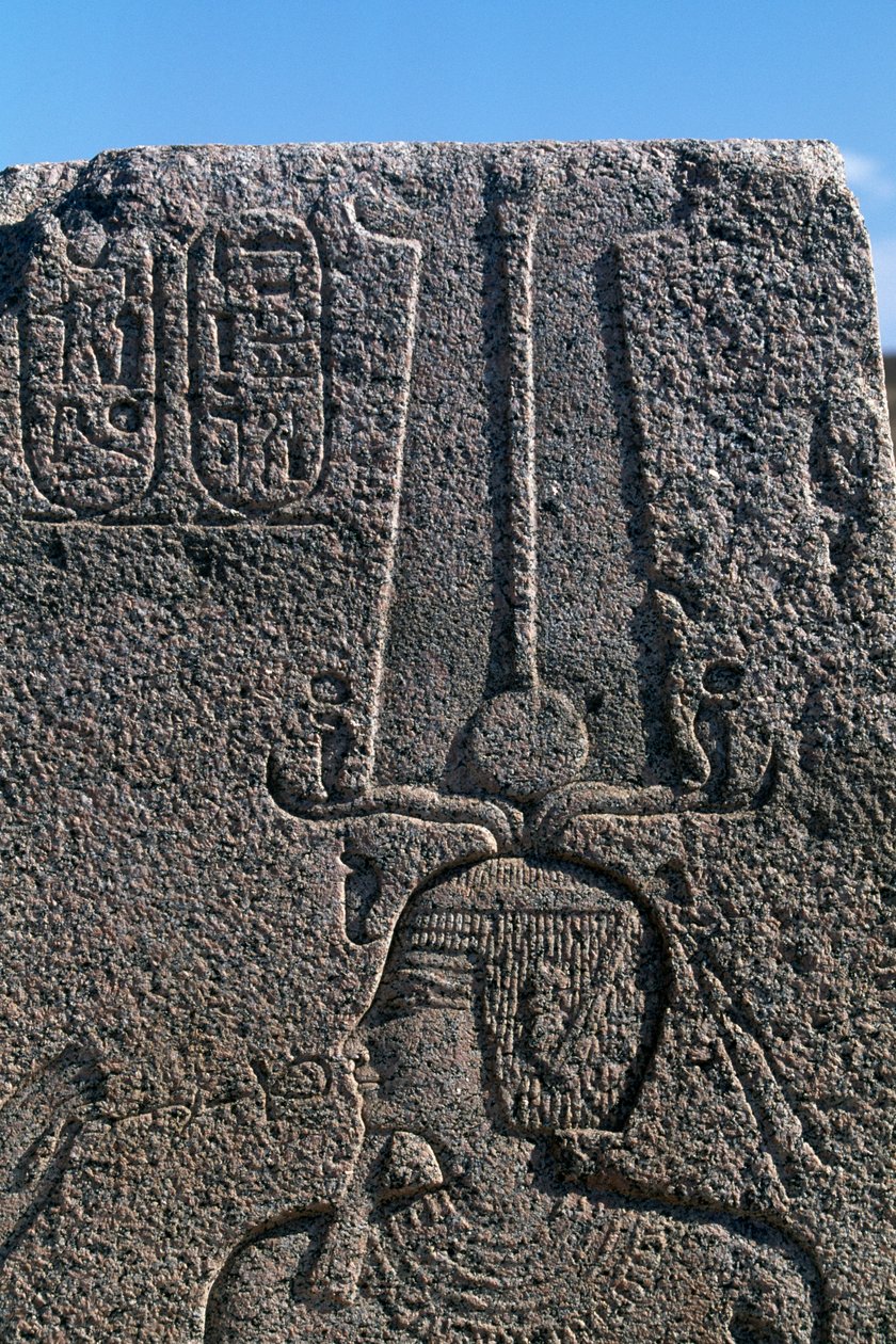 Block med reliefer och inskriptioner av Ramses II, Amuns stora tempel, Tanis, Egypten, Egyptisk civilisation, Nya riket, XIX:e dynastin av Egyptian 19th Dynasty