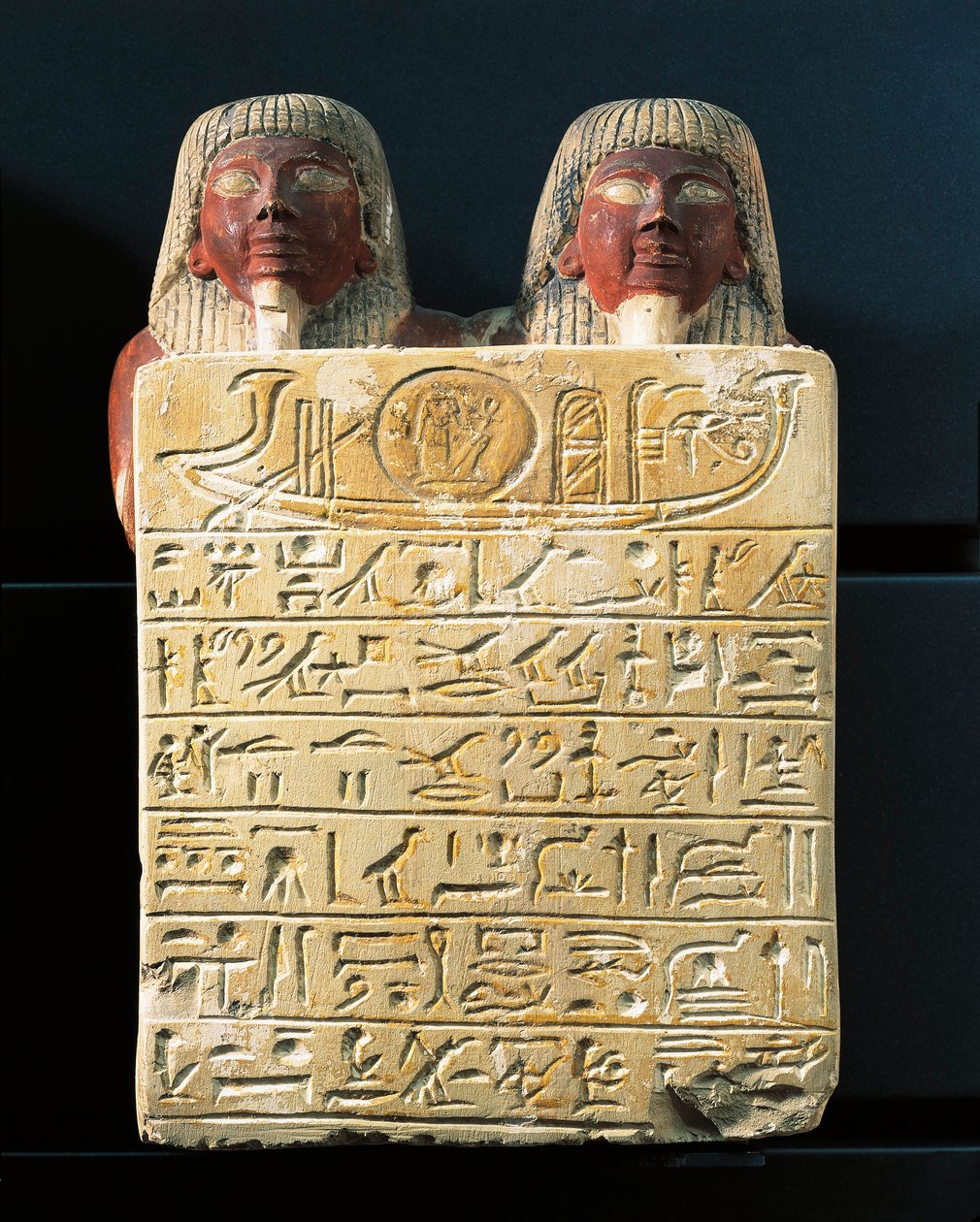 Kalkstensstele av Dydy och hans son Pendua, snickarmästare, med hymn till solguden Ra, från Deir el-Medina av Egyptian 19th Dynasty