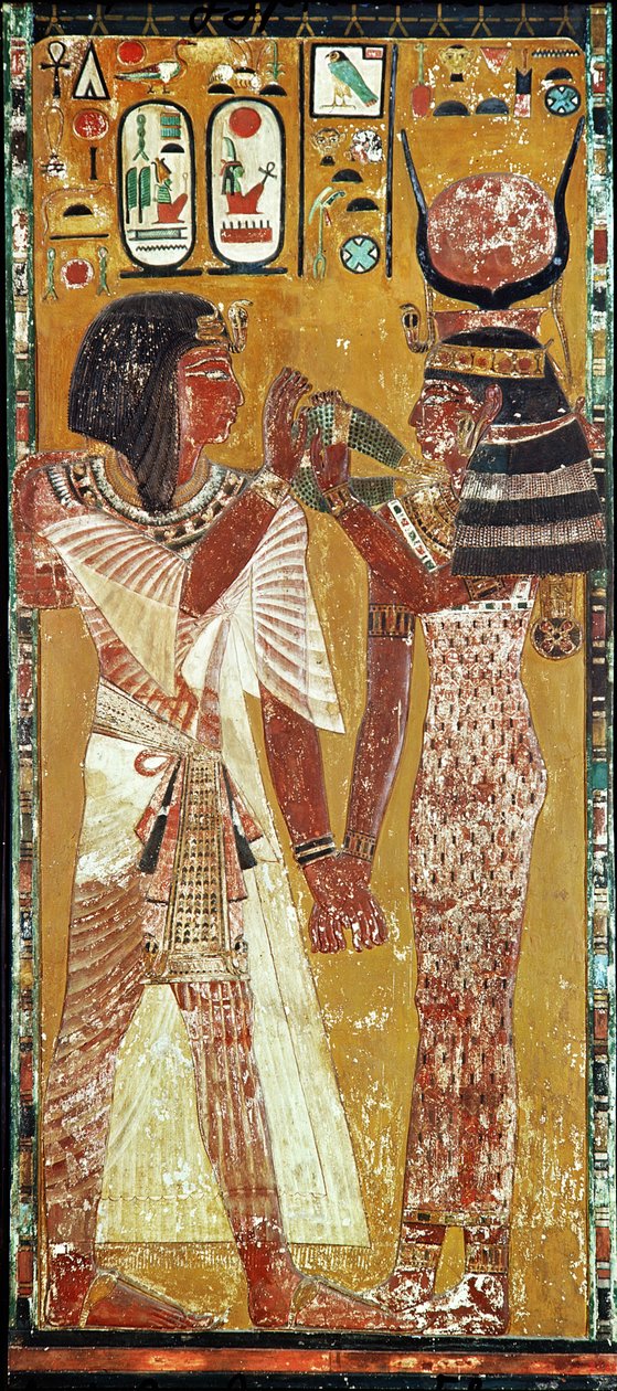 Relief som visar gudinnan Hathor som placerar den magiska kragen på Seti I (ca 1394-1279 f.Kr.) New Kingdom (målad kalksten) av Egyptian 19th Dynasty