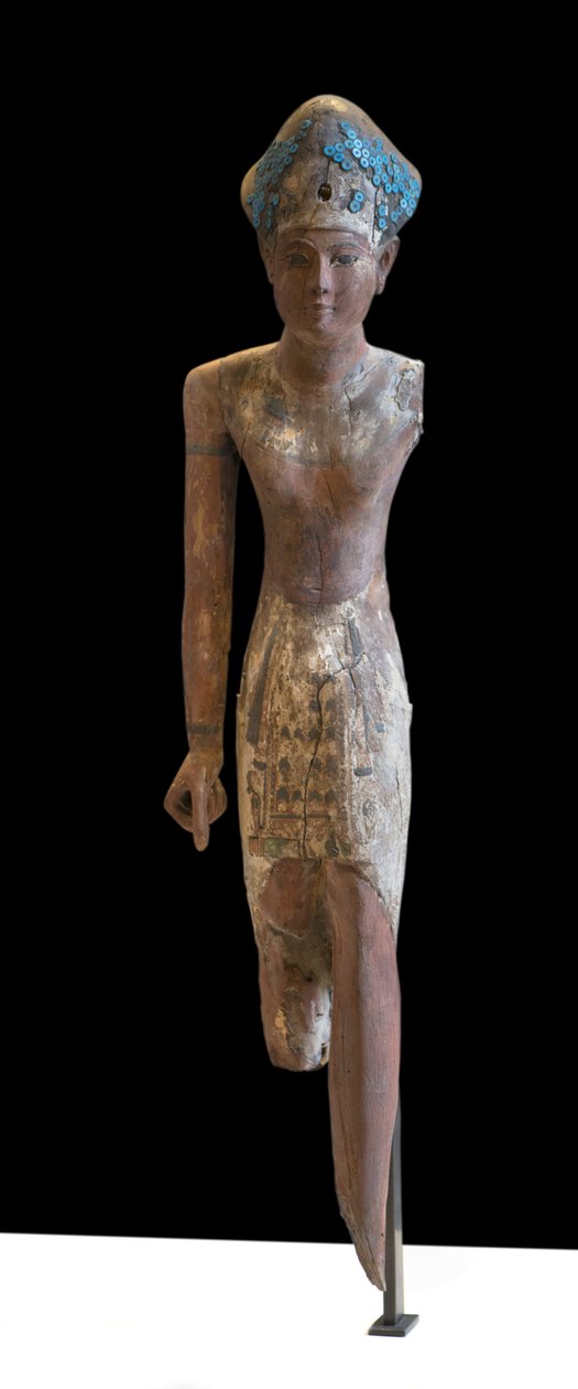 Staty av Sovereign Ramesside huvudbonad av den blå kronan och bär den främre höften av Egyptian 19th Dynasty