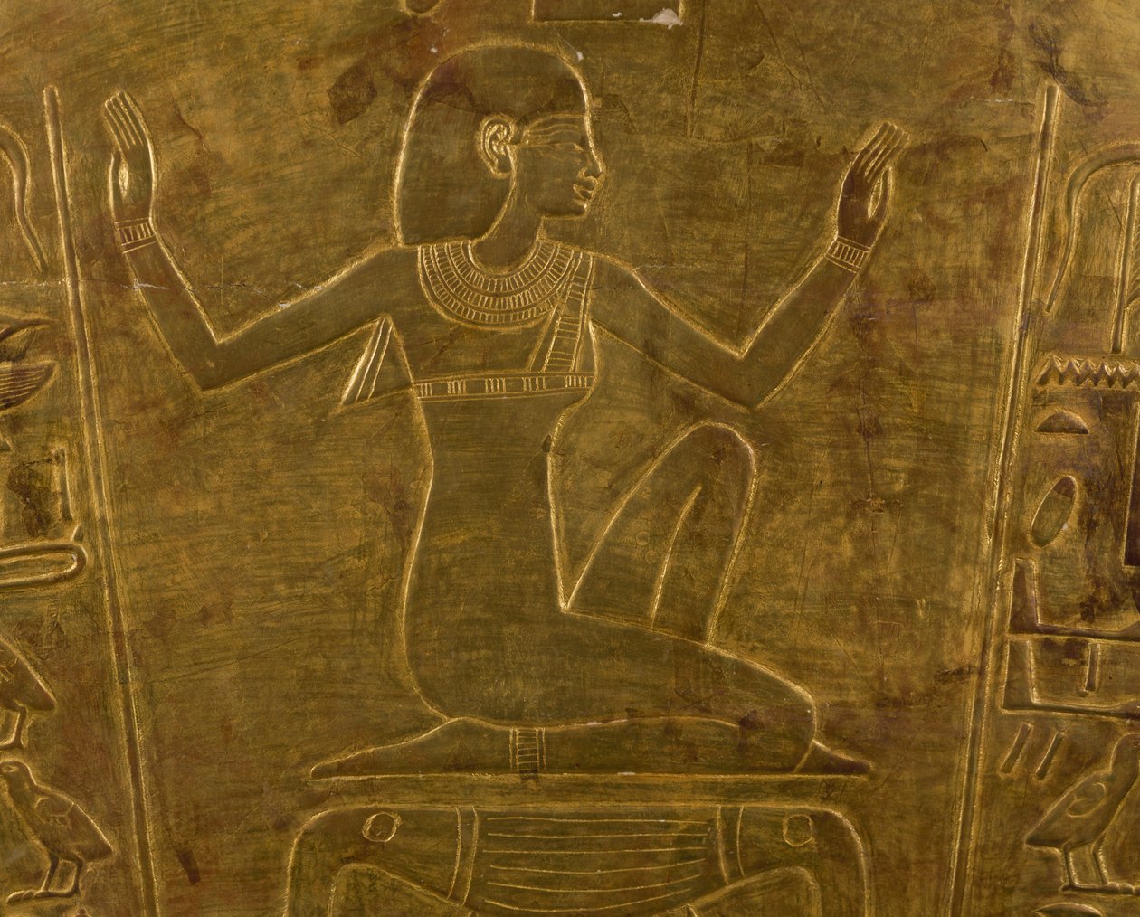 Gudinnan Isis, dekorativ detalj på sarkofag av drottning Tuya, Ramses II:s mor, förgyllt trä, Egyptisk civilisation, Nya riket, XIX:e dynastin av Egyptian 19th Dynasty