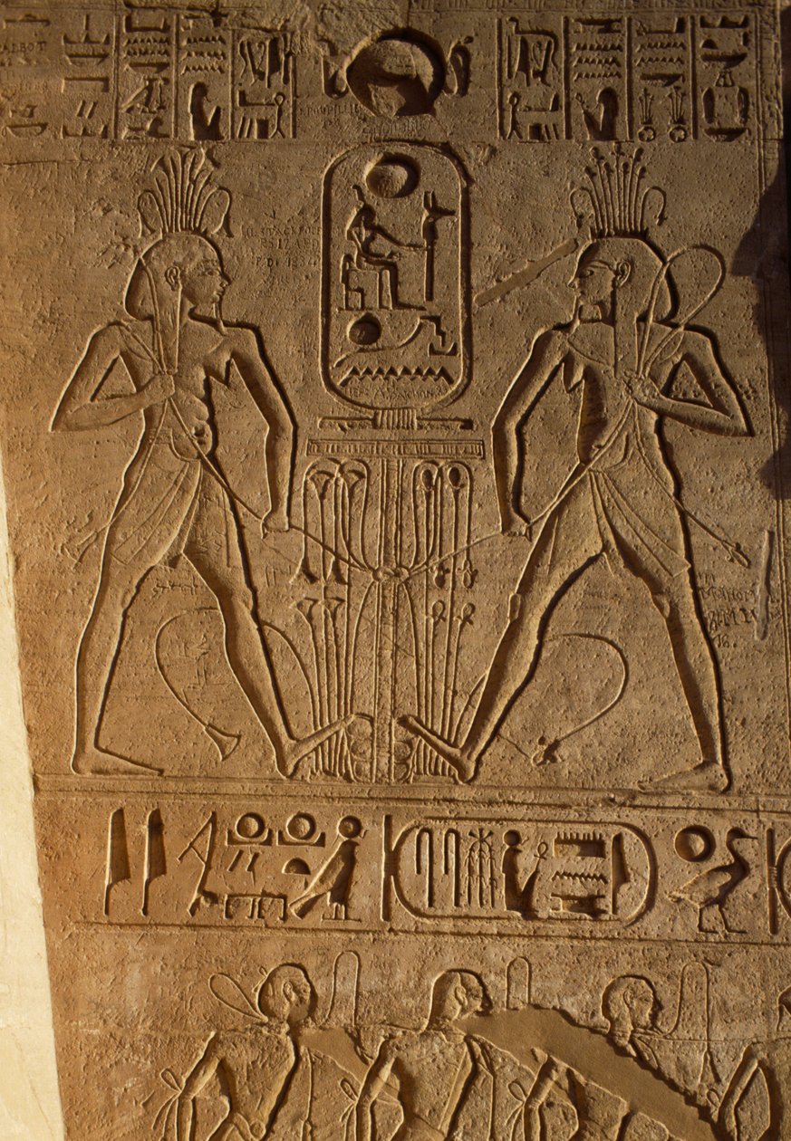 Unionen mellan övre och undre Egypten och faraos kartusch, relief på basen av troner, Ramses II:s tempel, Abu Simbel, Egypten, Nya riket, dynasti XIX av Egyptian 19th Dynasty