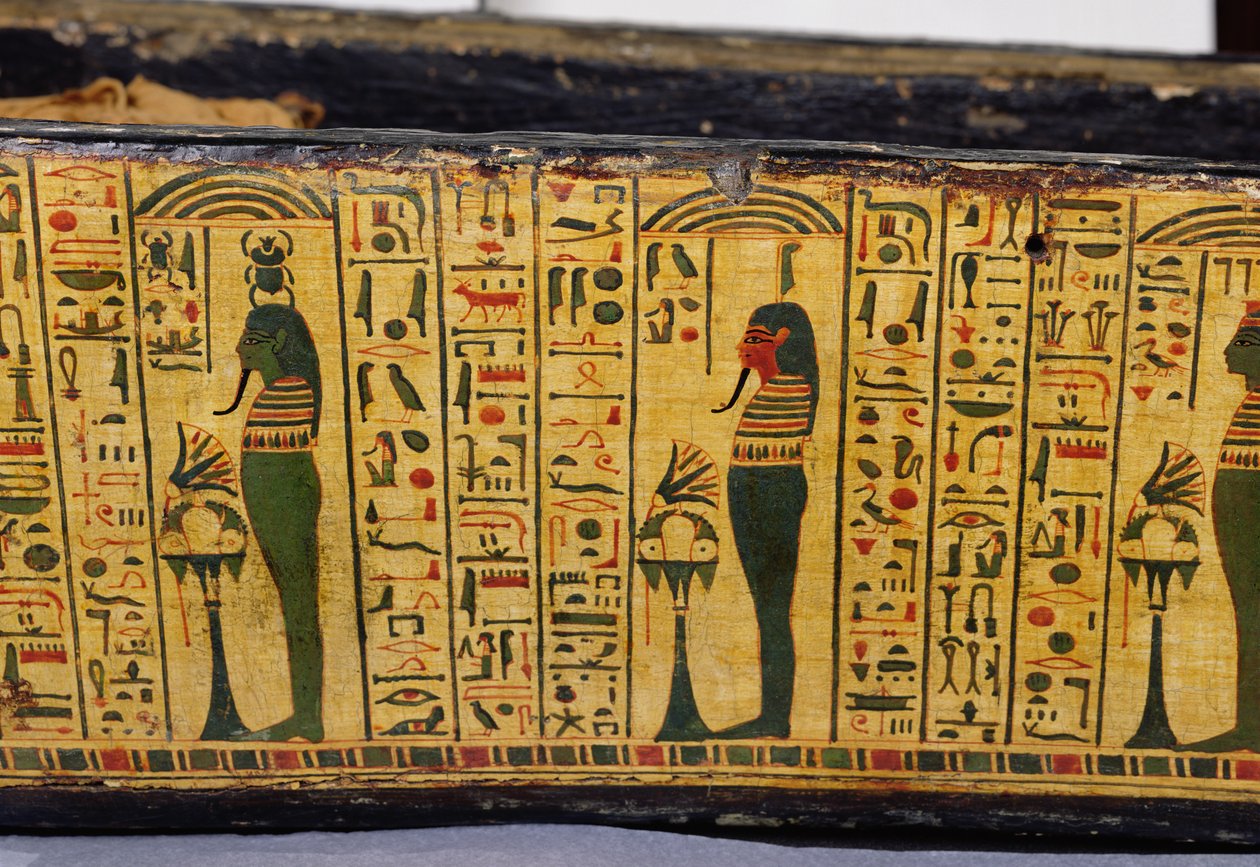 Detalj av den yttre kistbasen på mumin av Nesyamun, möjligen hittad i Deir El-Bahri, New Kingdom, ca 1100 f.Kr. (målat trä) av Egyptian 20th Dynasty