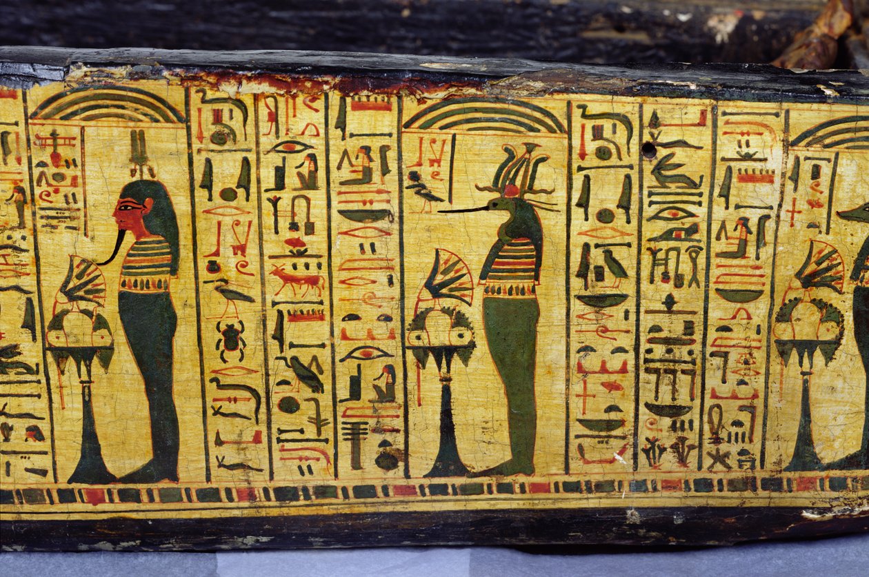 Detalj av den yttre kistbasen av mumin av Nesyamun, möjligen hittad i Deir El-Bahri, New Kingdom, ca 1100 f.Kr. (målat trä) av Egyptian 20th Dynasty