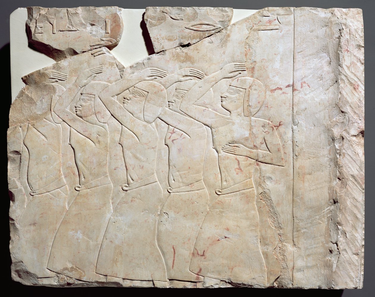 Relief från graven av Nes-Peka-Shuty, Deir El-Bahri, Thebe, detalj från den högra änden av det andra registret, Saiteperioden, c.656-610 f.Kr. (kalksten) av Egyptian 26th Dynasty