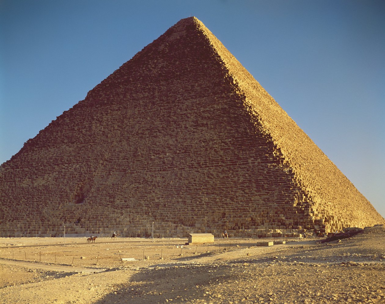 Den stora pyramiden i Khufu (c.2551-2528 f.Kr.) Gamla kungariket av Egyptian 4th Dynasty