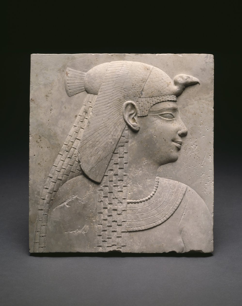 Reliefplakett föreställande en drottning eller gudinna, ptolemaisk period av Egyptian Ptolemaic Period