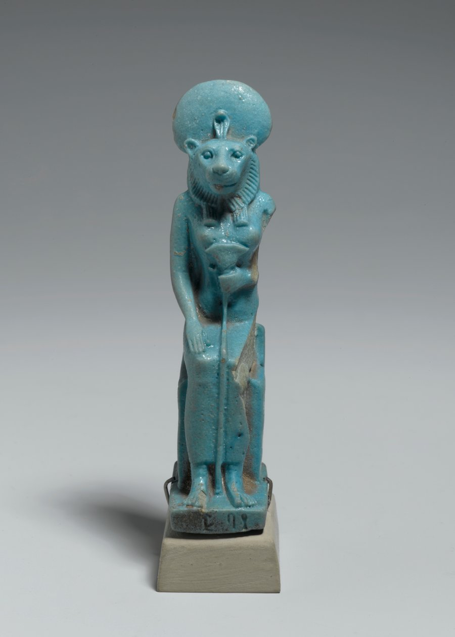 Sittande figur av Sekhmet, 305-30 f.Kr. (glaserad fajans) av Egyptian Ptolemaic Period