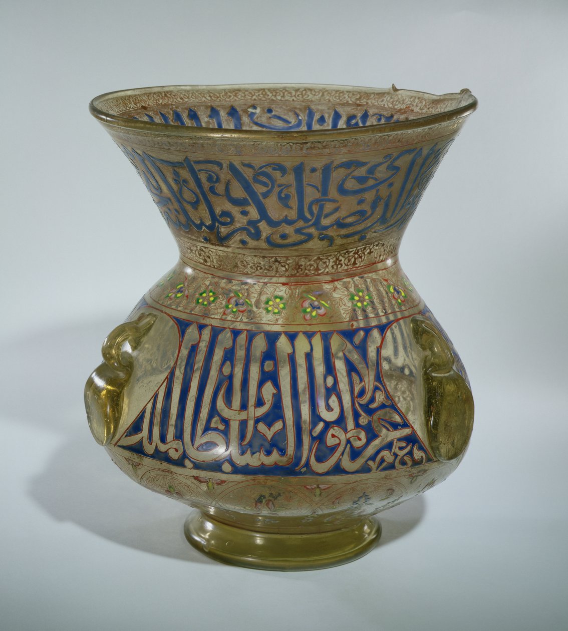 Moskélampa i namnet al Malik al Nasu Muhammad, ca 1300-1340 (emaljerat glas) av Egyptian School