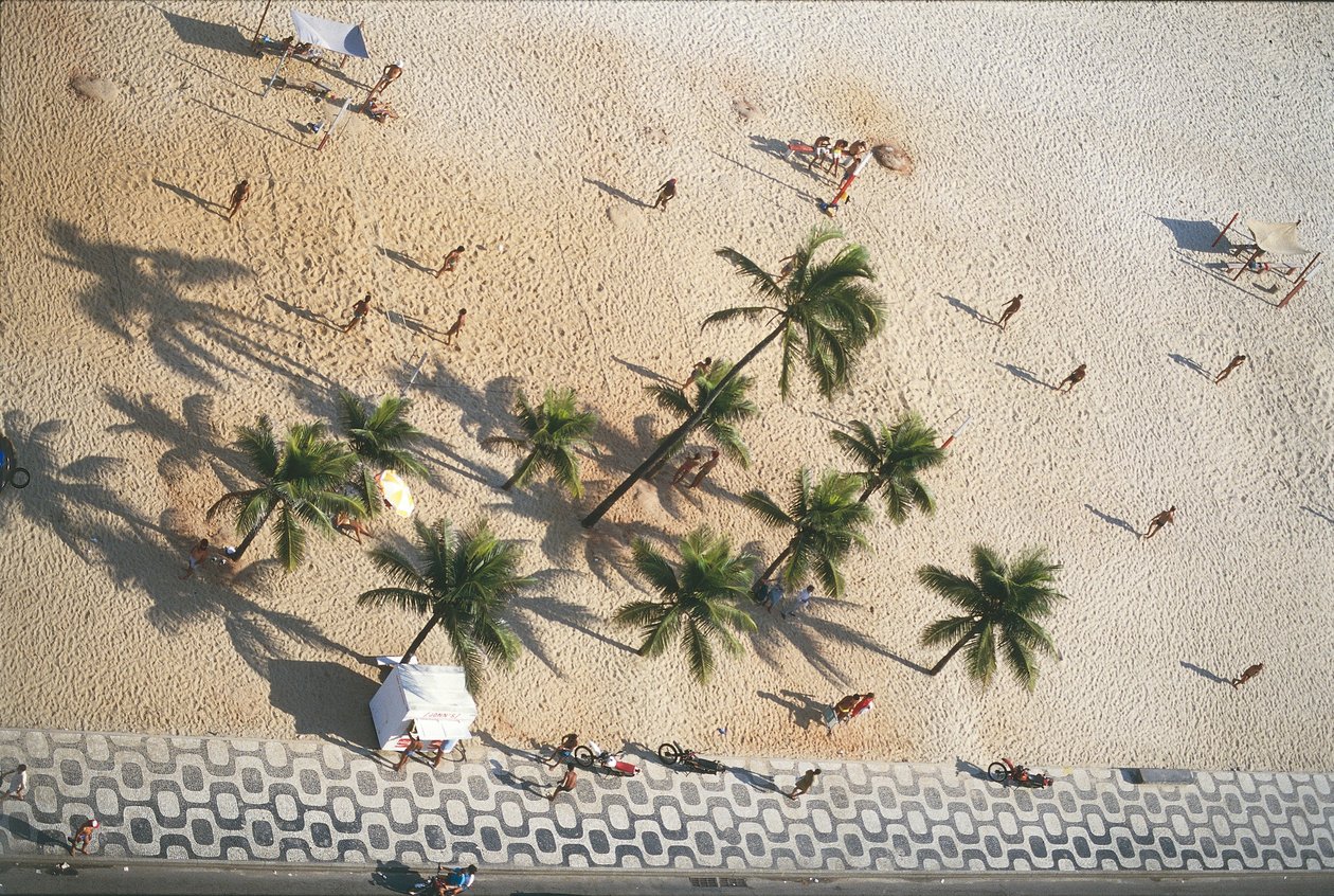 Brasilien, Rio de Janeiro, Ipanema Beach, flygfoto (foto) av Nicolas d