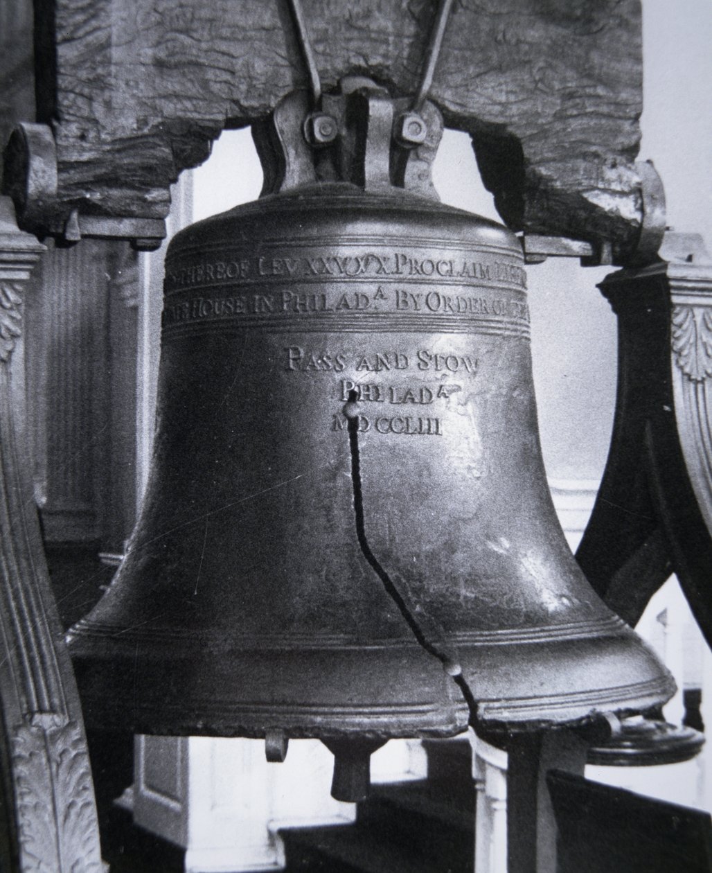 The Liberty Bell, gjuten 1752 (koppar och tenn) av Nicolas d