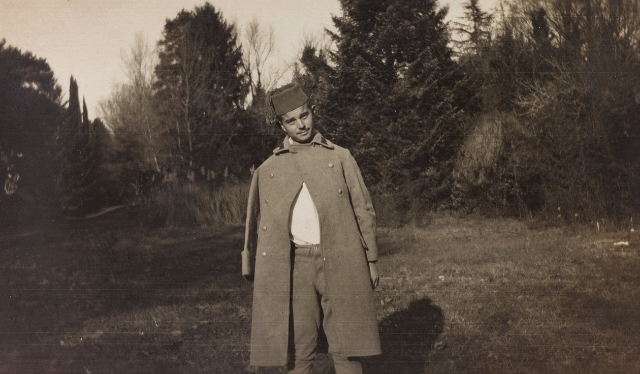 Album av första världskriget i Friuli-Venezia Giulia: porträtt av en österrikisk fångekadett i Villa Brazzà, hem till 17 av krigssjukhuset i Soleschiano Manzano (s/v foto) av Elena Bianconcini