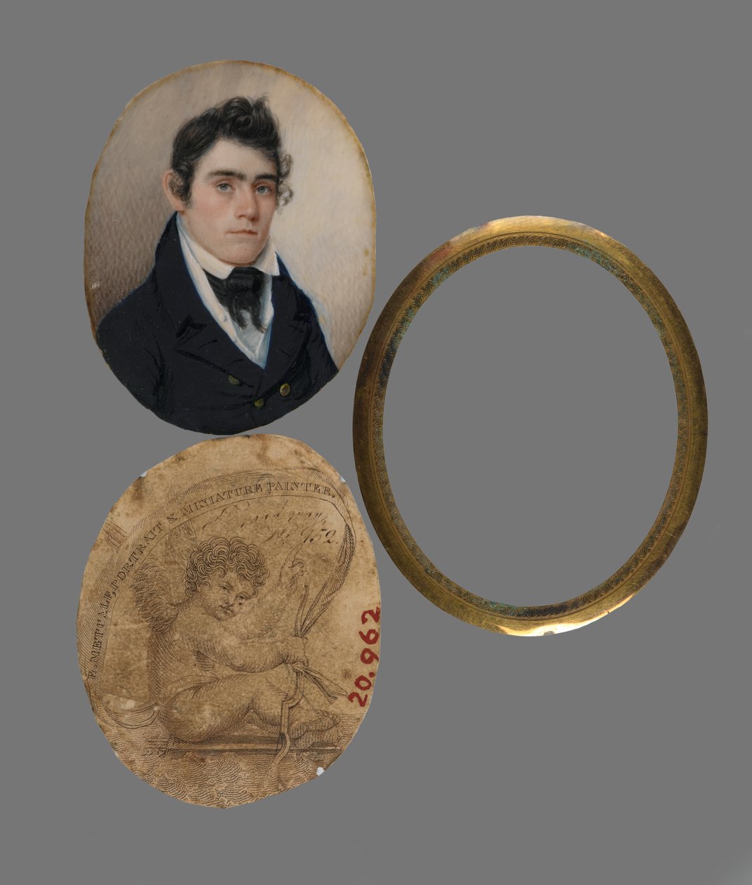 Porträtt av John Haslett M.D., ca 1822 (wc på elfenbensporträtt, tryckt visitkort (underlagspapper) & mässingsfoder & lins) av Eliab Metcalf